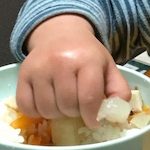 １歳３ヶ月の子どもが「ひねる力」をつけるのに効果的だった３つの方法